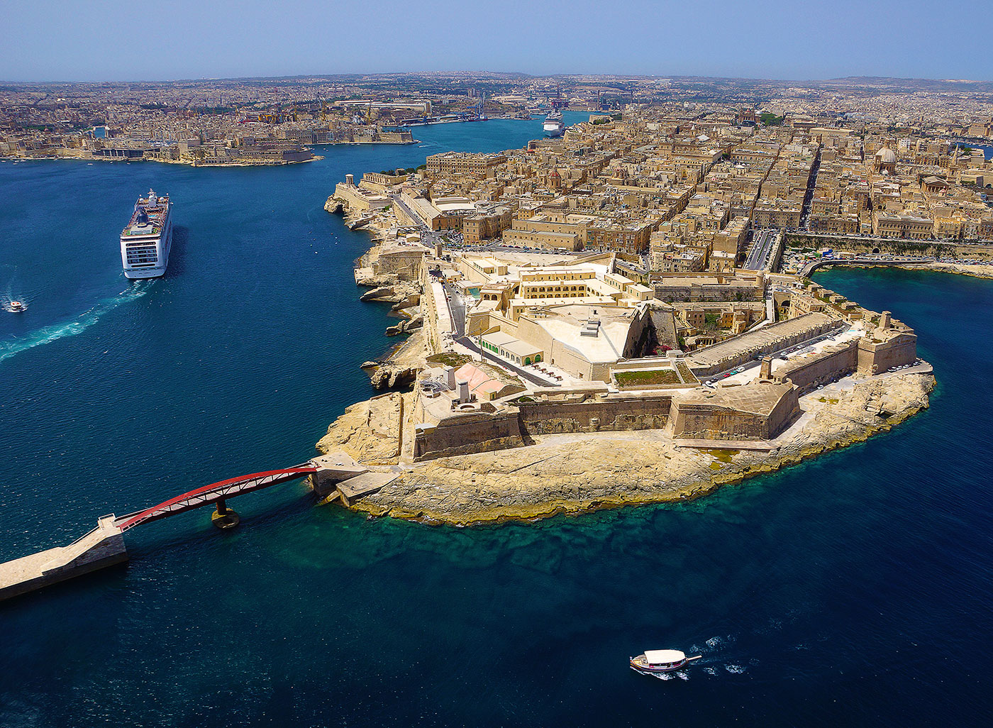 Valletta Cruise Port staff host children's party